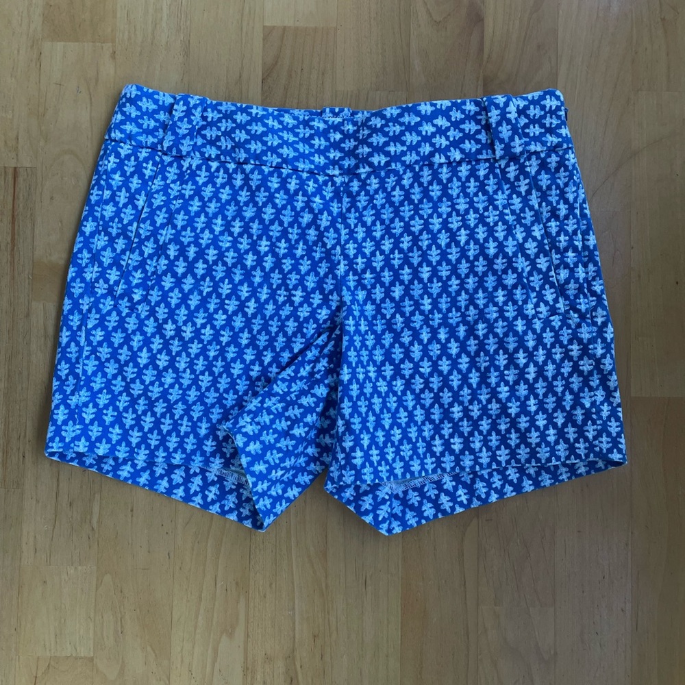J. Crew Stretch City Fit Blue and White Geometric Shorts Size 0